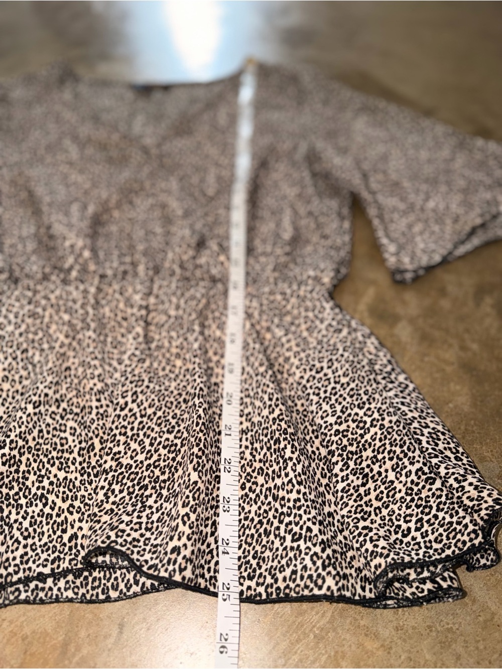 Y2K Leopard Print Peplum Top M (Fit S) B Famous USA Flutter Sleeve - Picture 8 of 10